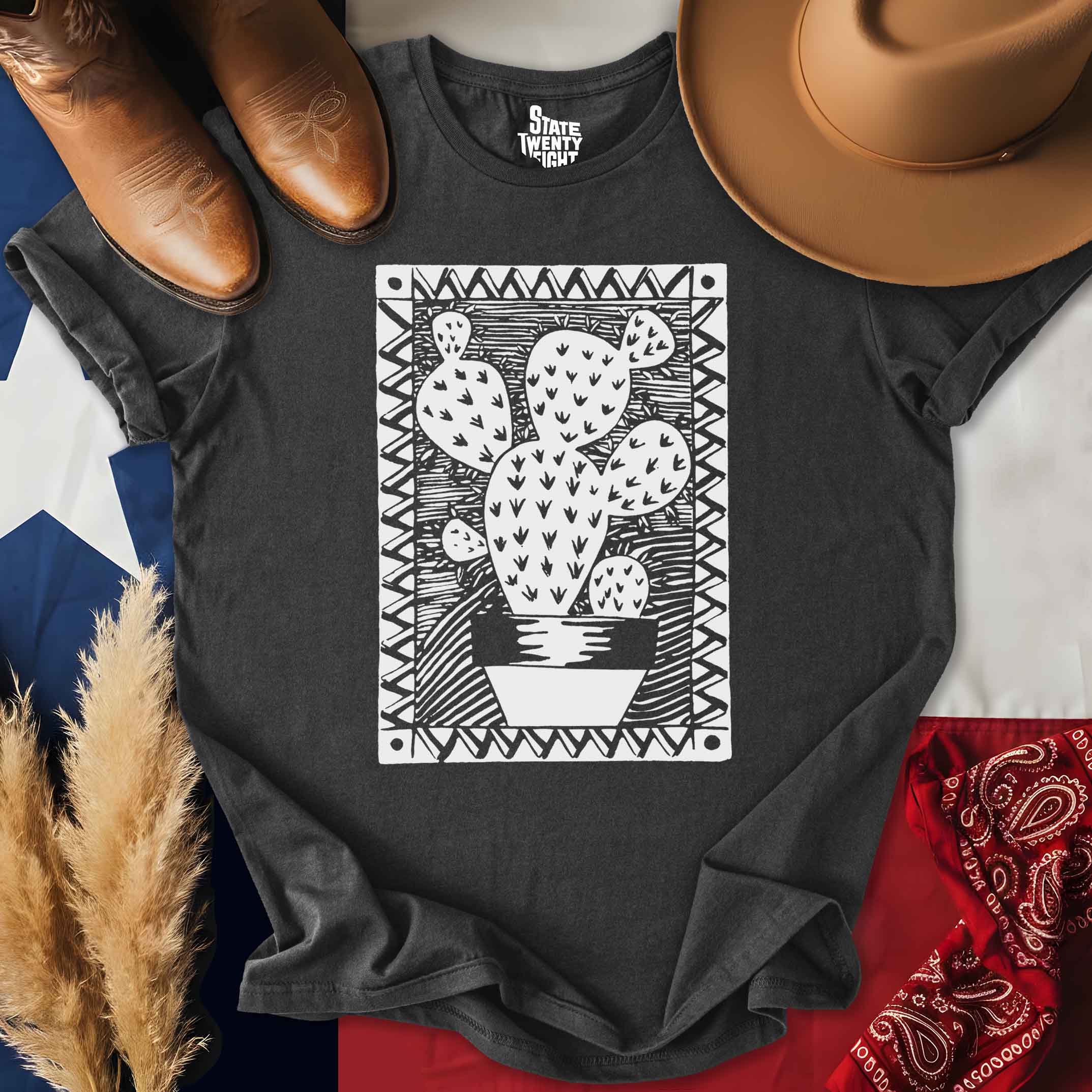 Cactus Love  T-shirt