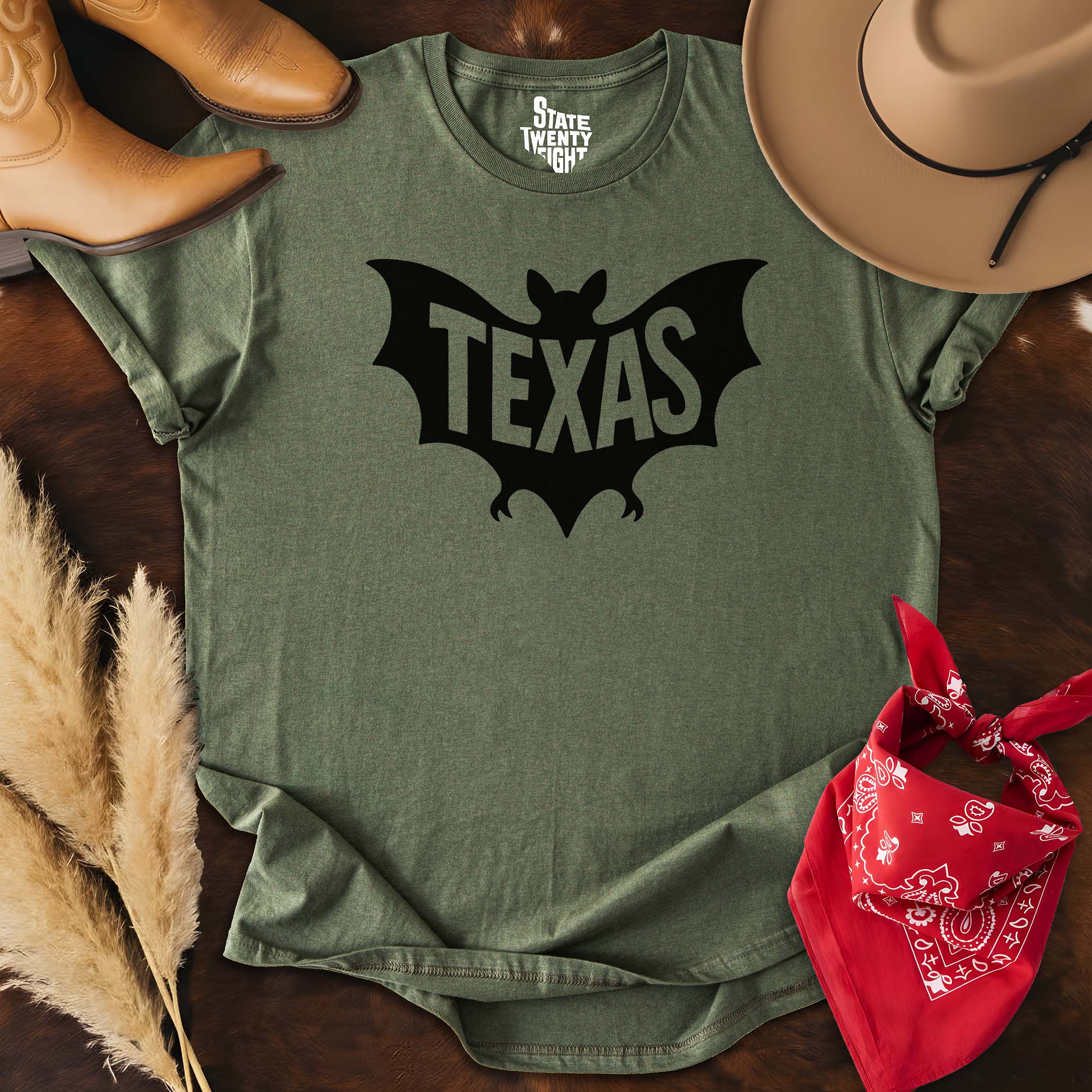 Texas Bat  T-shirt