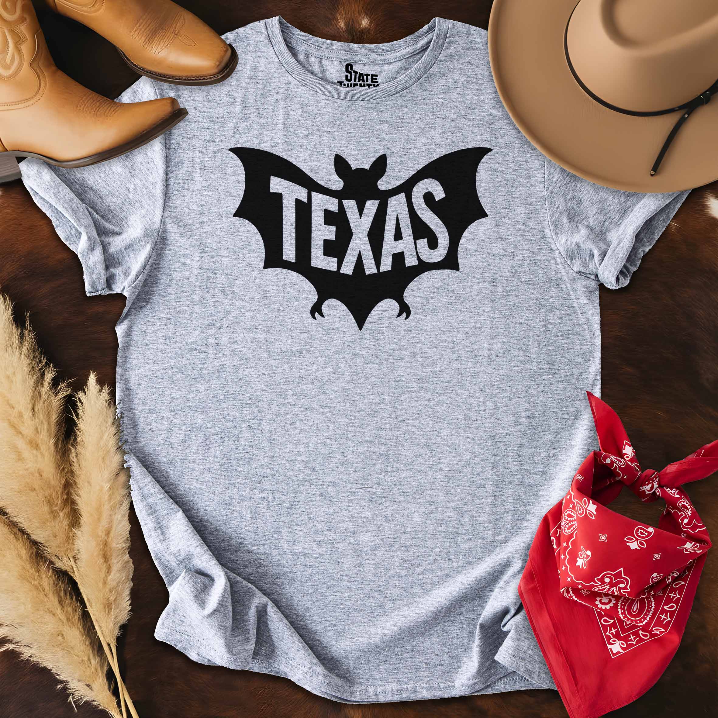 Texas Bat  T-shirt