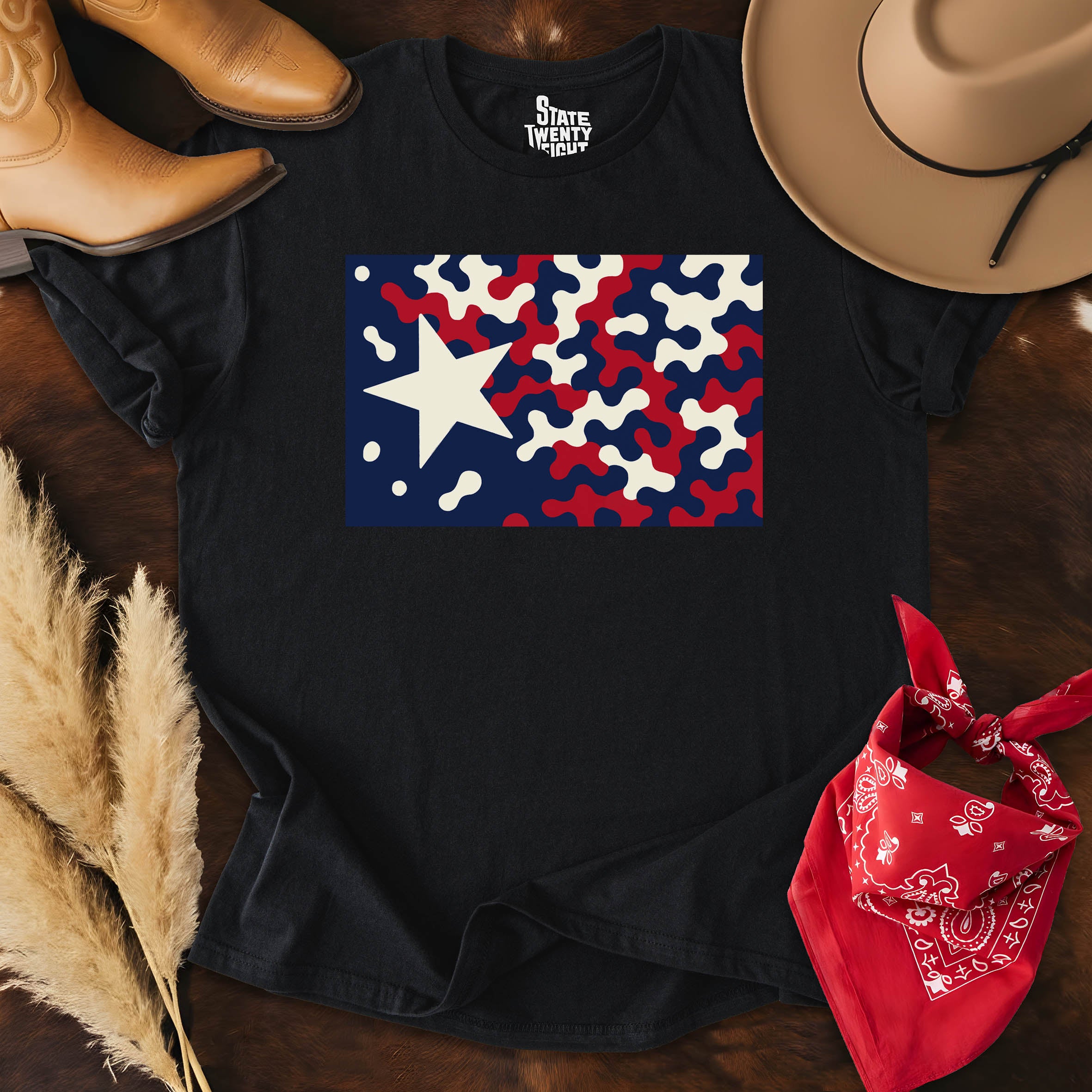 Camo & Glory  T-shirt